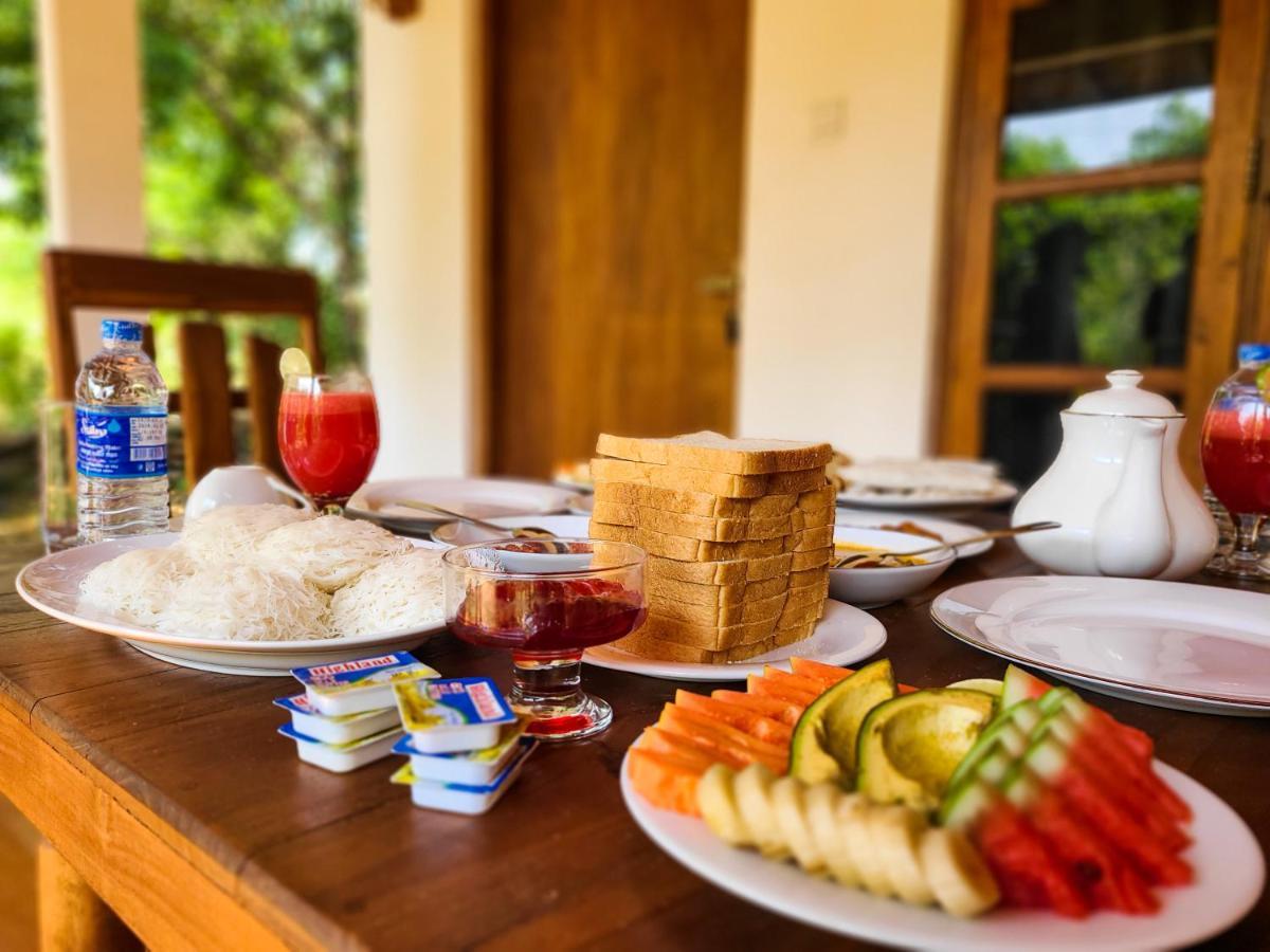 Woodholic Homestay Sigiriya Ngoại thất bức ảnh