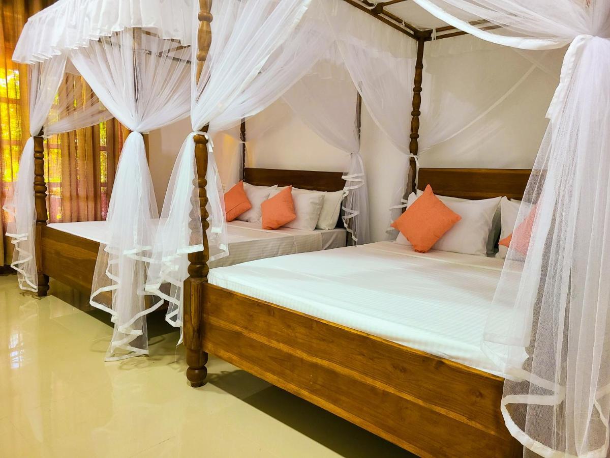 Woodholic Homestay Sigiriya Ngoại thất bức ảnh