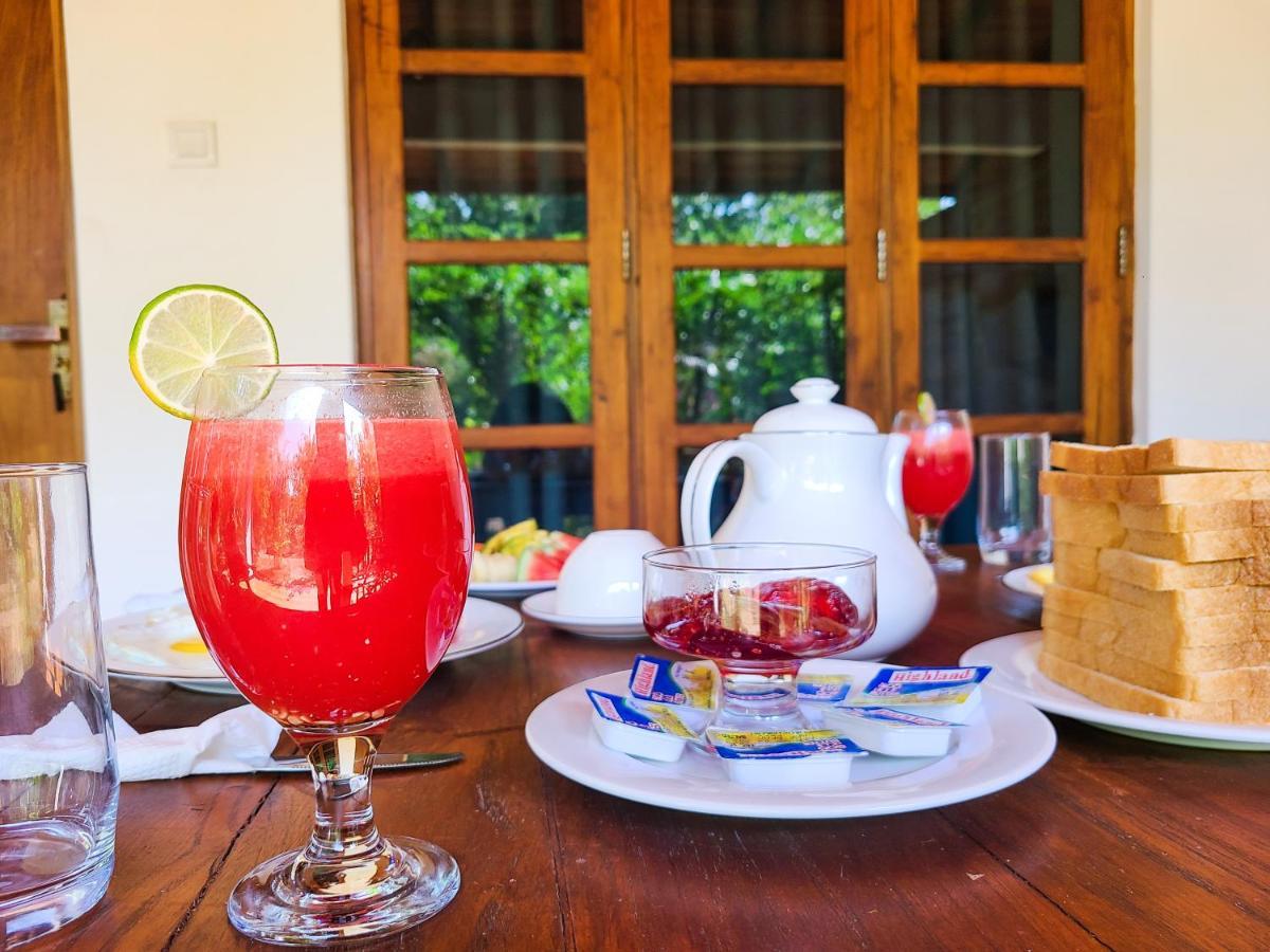 Woodholic Homestay Sigiriya Ngoại thất bức ảnh