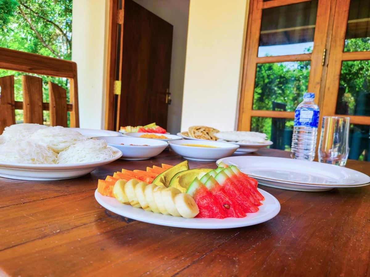 Woodholic Homestay Sigiriya Ngoại thất bức ảnh