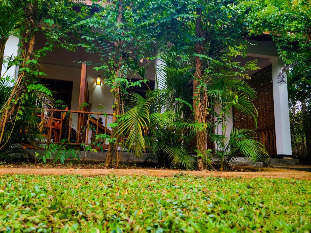 Woodholic Homestay Sigiriya Ngoại thất bức ảnh