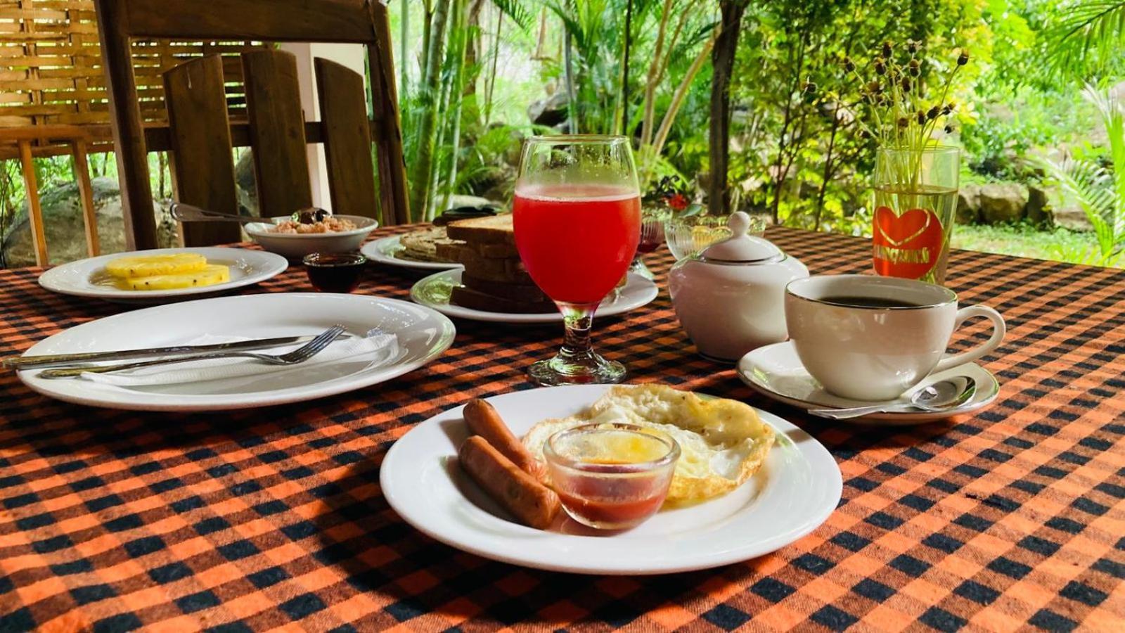 Woodholic Homestay Sigiriya Ngoại thất bức ảnh
