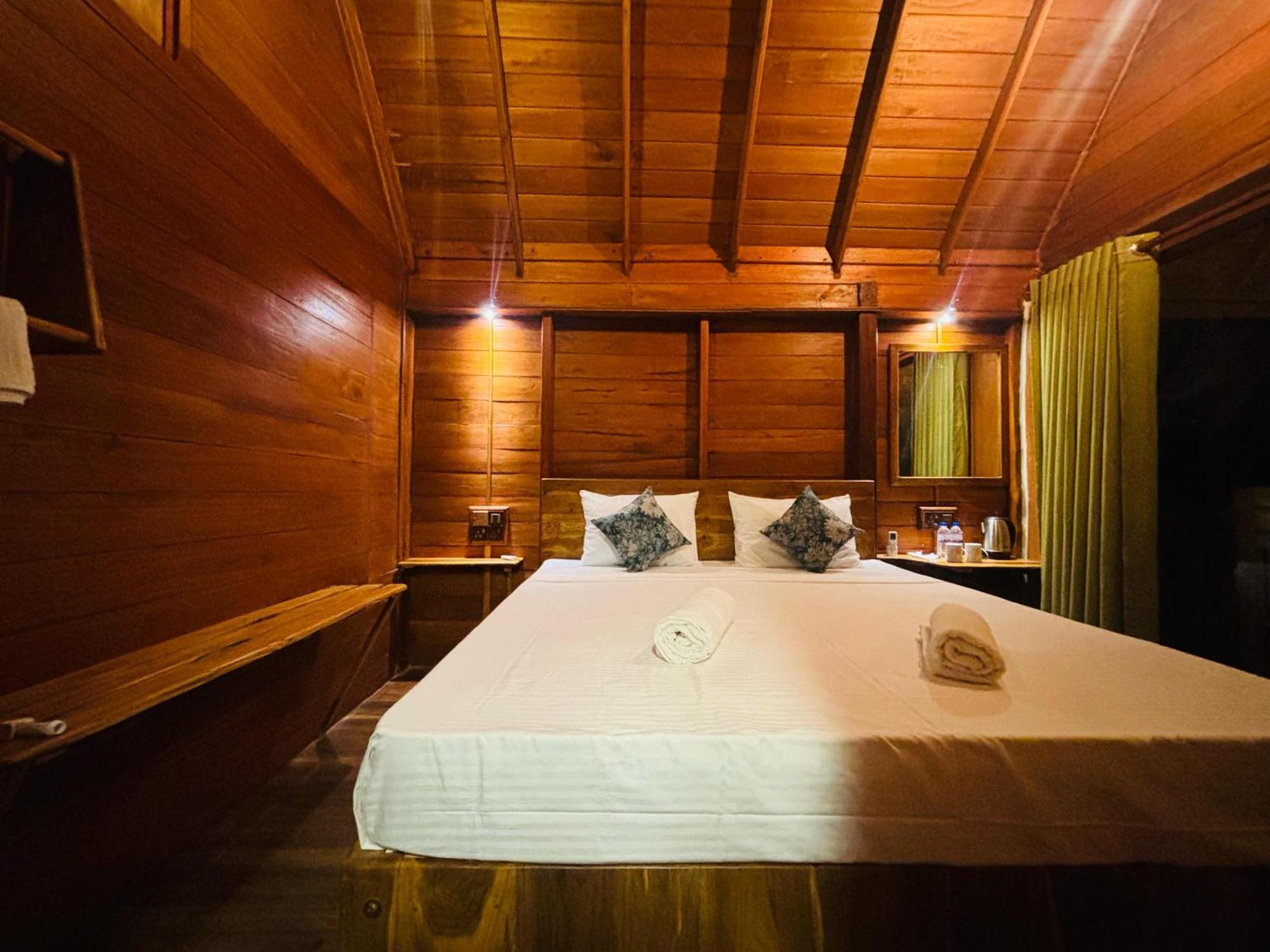 Woodholic Homestay Sigiriya Ngoại thất bức ảnh